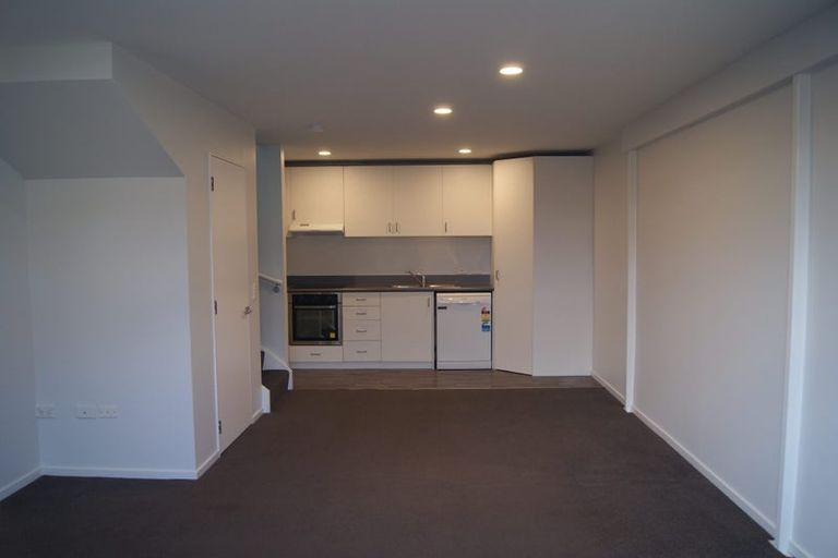 Photo of property in Pirie Street Townhouses, 35u6 Pirie Street, Mount Victoria, Wellington, 6011