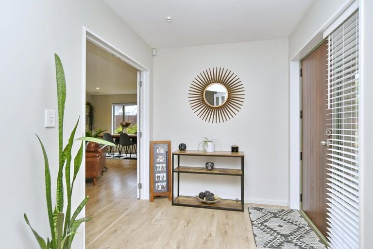 Photo of property in 1 Kohi Drive, Parklands, Christchurch, 8083