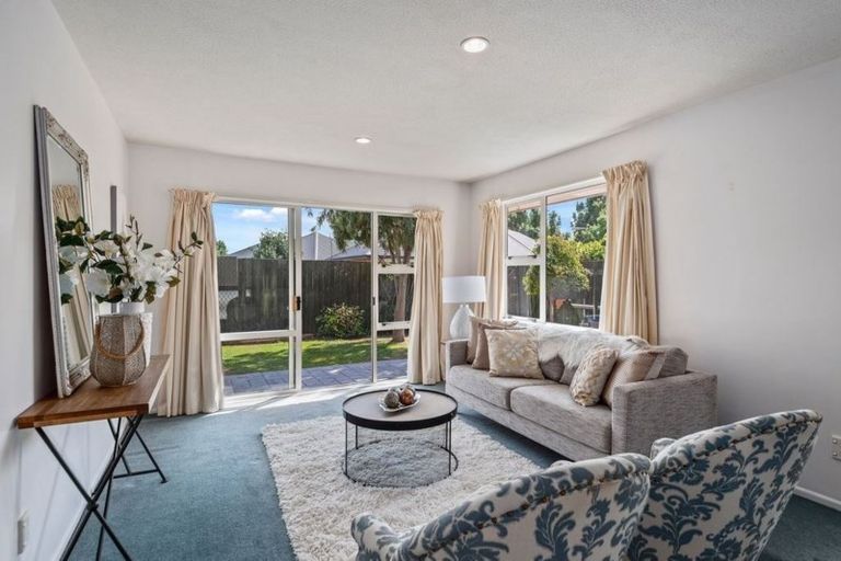 Photo of property in 17a Wanaka Place, Mairehau, Christchurch, 8052