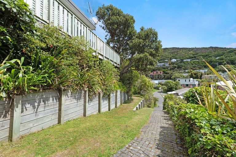 Photo of property in 4 Cardrona Way, Karori, Wellington, 6012