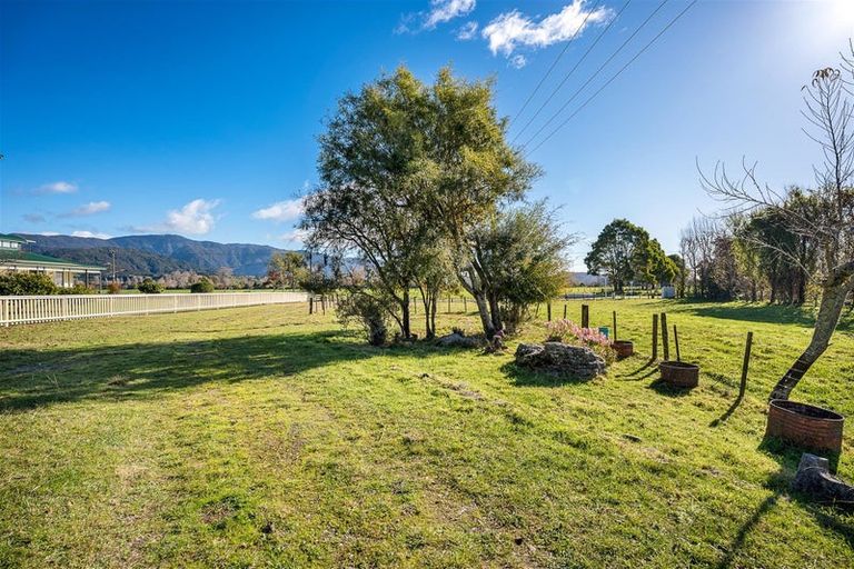 Photo of property in 91 Long Plain Road, Takaka, 7183