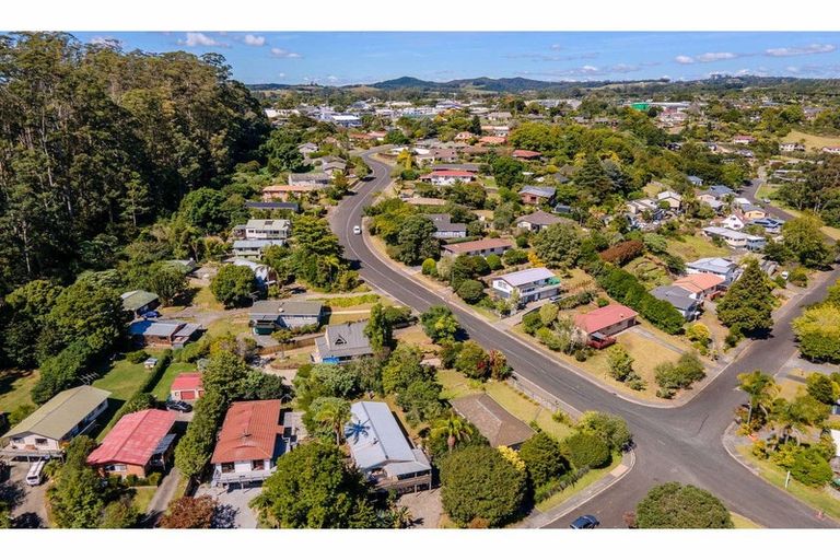 Photo of property in 3 Tuatahi Place, Kerikeri, 0230