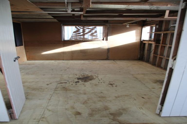 Photo of property in 9 Queen Street, Riverhead, 0820