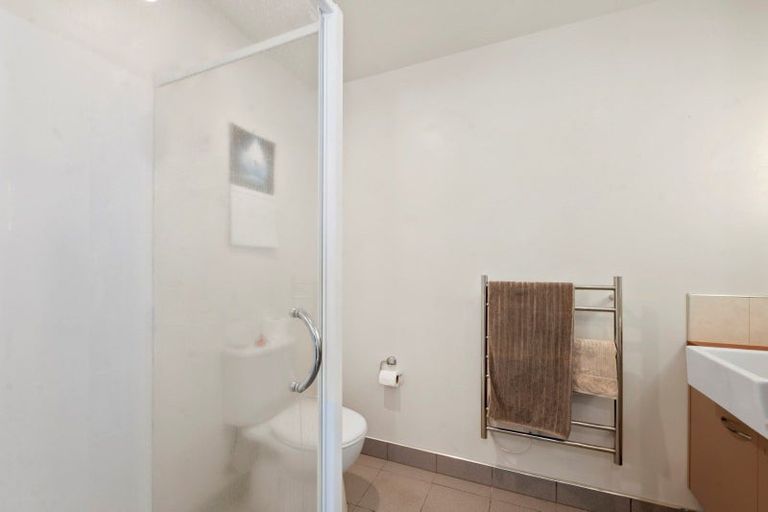 Photo of property in 1193unit Hinemoa Street, Rotorua, 3010