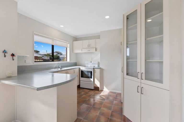 Photo of property in 1/156 Carrington Street, Lower Vogeltown, New Plymouth, 4310