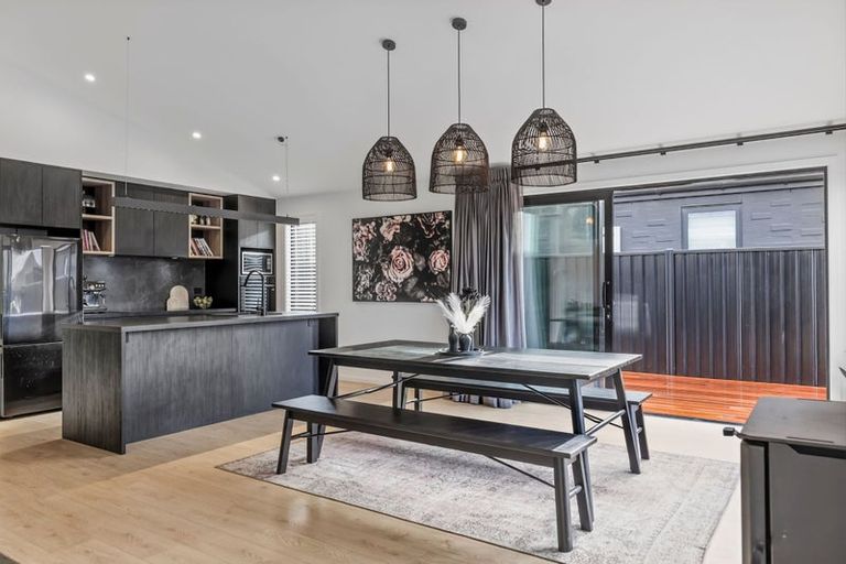 Photo of property in 19 Dunn Street, Lake Hawea, 9382