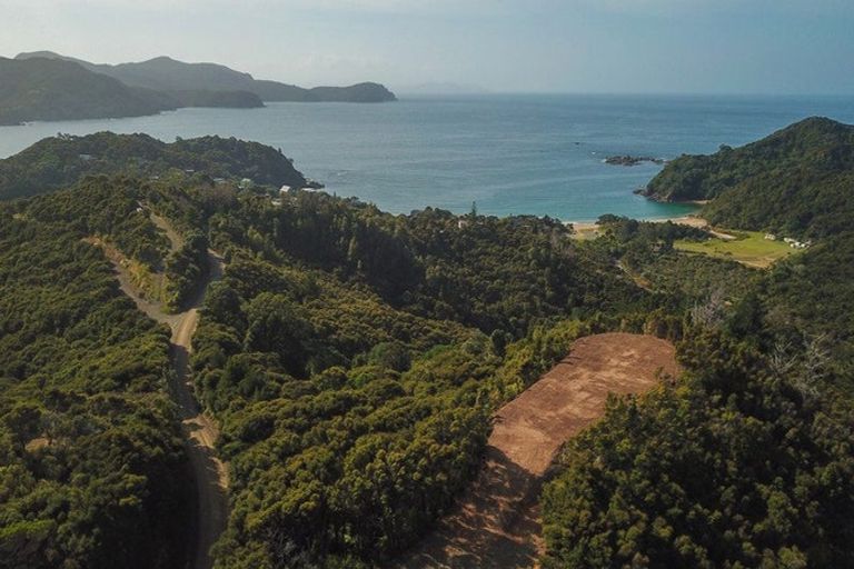 Photo of property in 896 Tuateawa Road, Waikawau, Coromandel, 3584