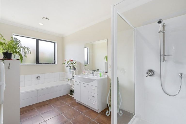 Photo of property in 7 Jeannie Way, Waikanae Beach, Waikanae, 5036