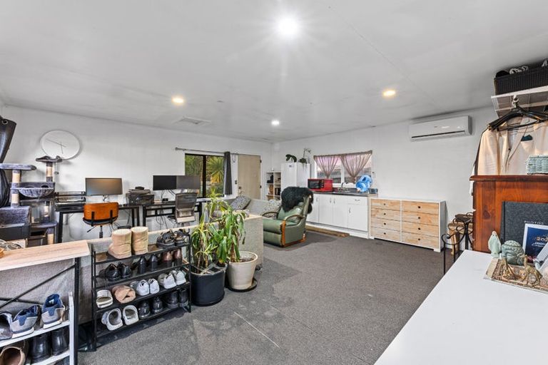 Photo of property in 16 Jordan Road, Mangere, Auckland, 2022