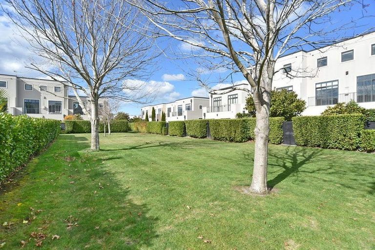 Photo of property in 5 Millcreek Lane, Northwood, Christchurch, 8051