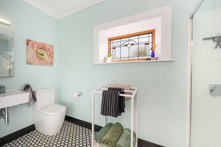 Photo of property in 30 Rangitane Street, Palmerston North, 4414