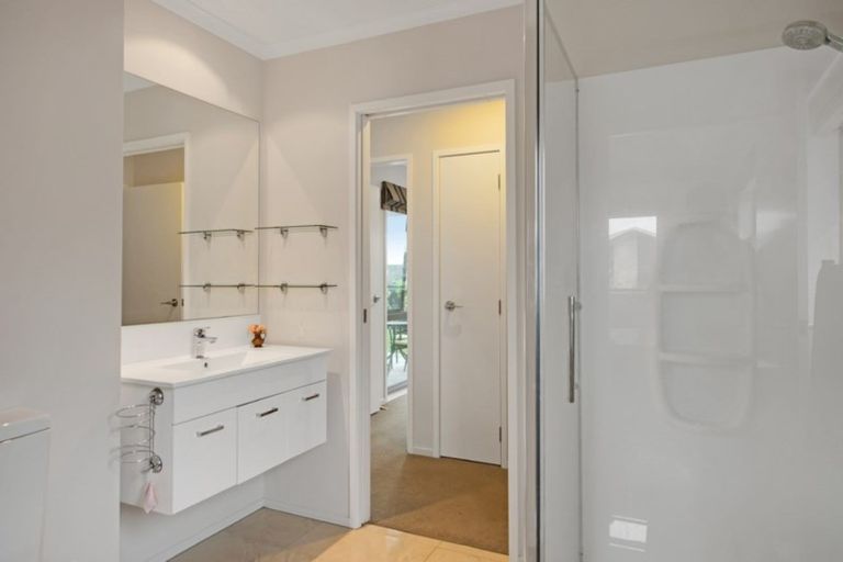 Photo of property in 14/11u Errol Close, Burbush, Hamilton, 3288