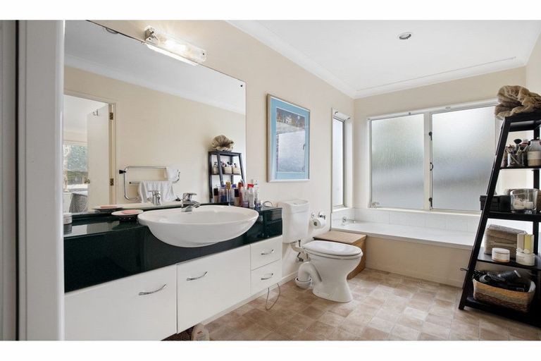 Photo of property in 25d King Street, Waiuku, 2123