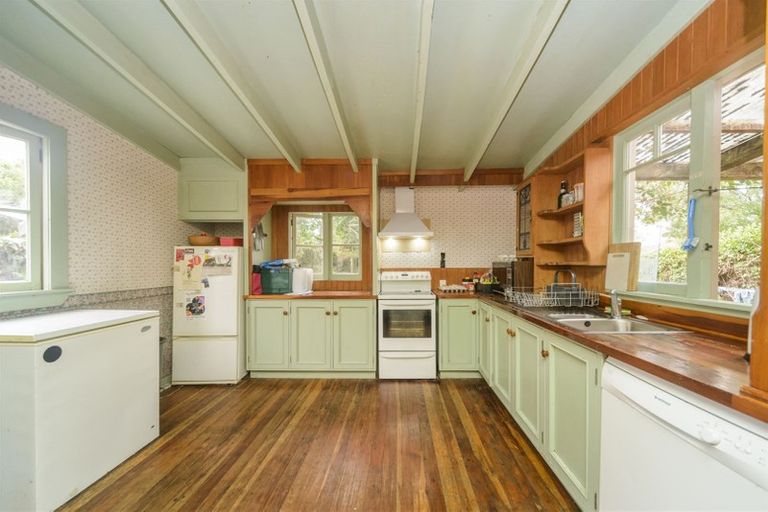 Photo of property in 80 Chelwood Street, Takaro, Palmerston North, 4412