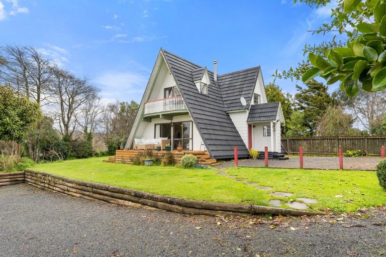 Photo of property in 442 Koputaroa Road, Koputaroa, Levin, 5575
