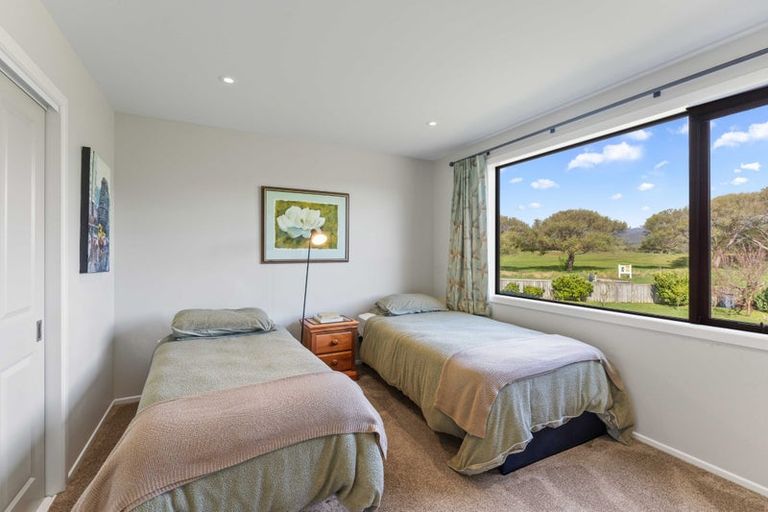 Photo of property in 38 Titoki Road, Waikanae Beach, Waikanae, 5036