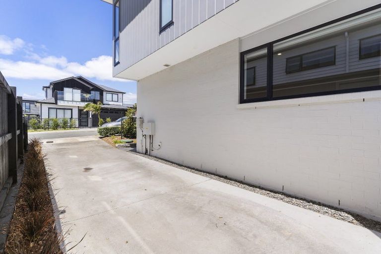 Photo of property in 4b Treloar Crescent, Hobsonville, Auckland, 0616