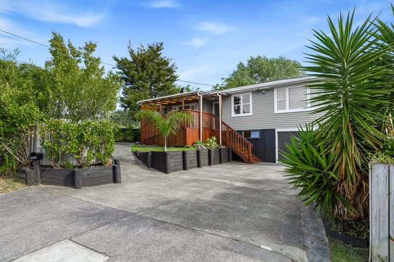 Photo of property in 242 Henderson Valley Road, Henderson, Auckland, 0612