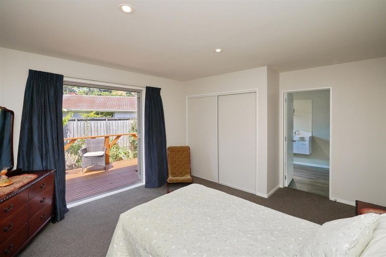 Photo of property in 8a Roscoe Street, Saint Martins, Christchurch, 8022