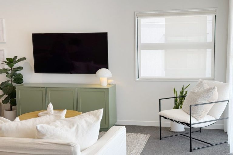 Photo of property in 201/28 Shortfin Place, Flat Bush, Auckland, 2019