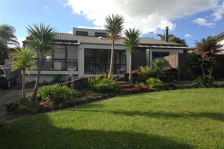 Photo of property in 5 Kaanapali Place, Wattle Downs, Auckland, 2103