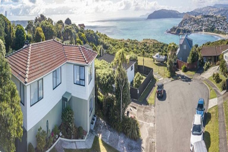 Photo of property in 5 Tikati View, Titahi Bay, Porirua, 5022