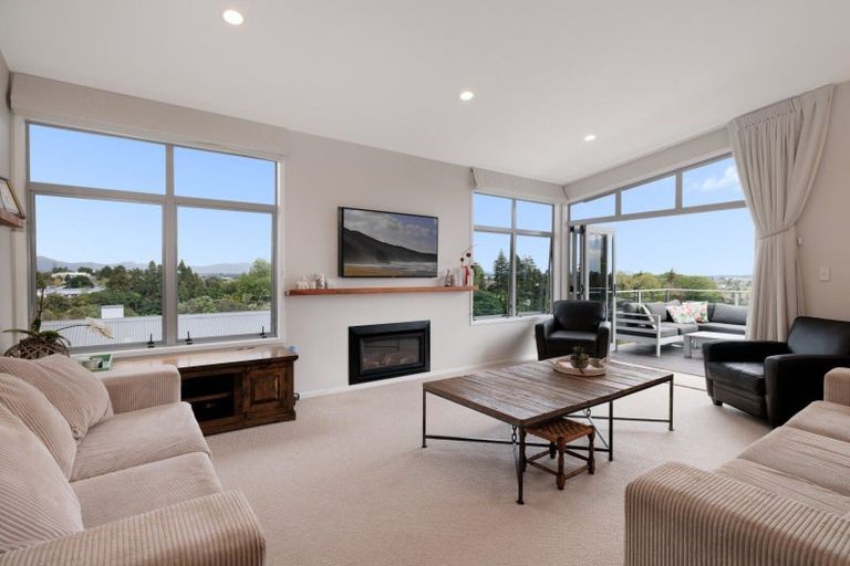 Photo of property in 11 Hazelnut Way, Bellevue, Tauranga, 3110