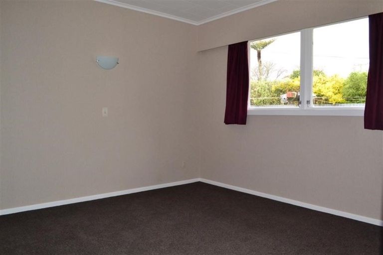 Photo of property in 2/13 Victoria Street, Levin, 5510