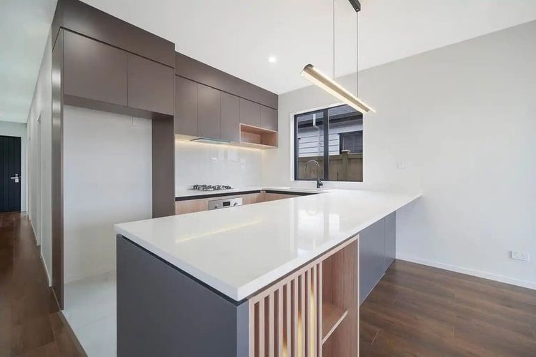 Photo of property in 15 Kaapehu Street, Karaka, 2578
