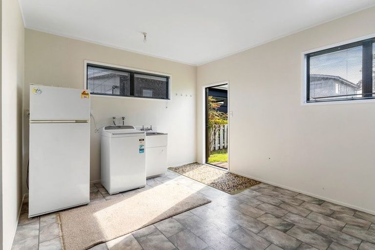 Photo of property in 115 Linton Crescent, Whangamata, 3620
