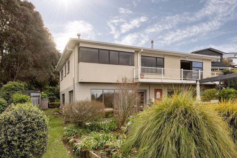 Photo of property in 96 Omokoroa Road, Omokoroa, 3114