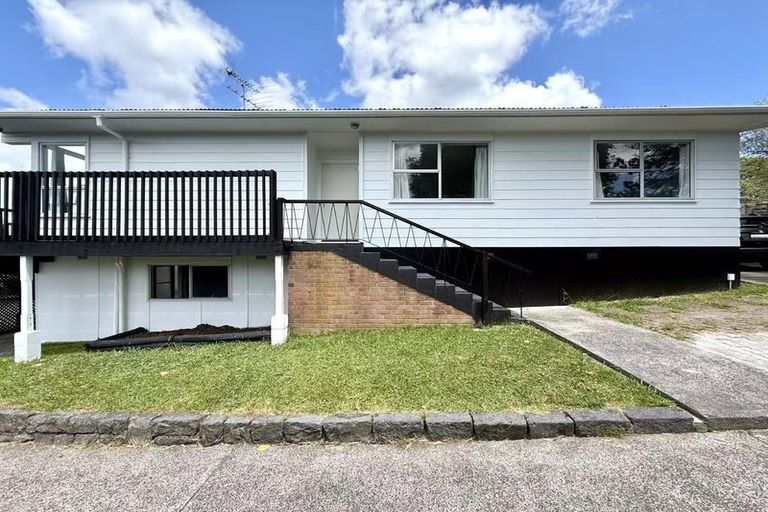 Photo of property in 23 Bellringer Road, Massey, Auckland, 0614