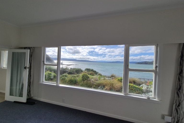 Photo of property in 68 Evans Bay Parade, Roseneath, Wellington, 6021