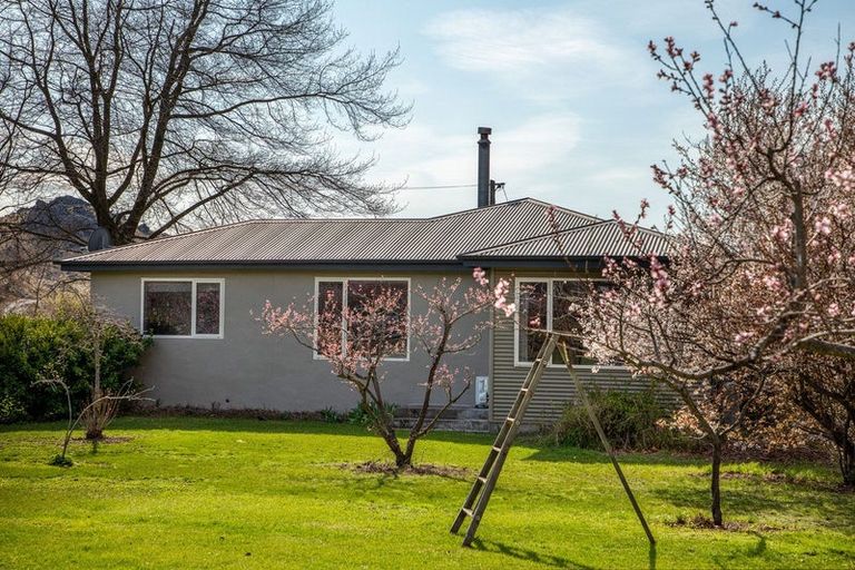 Photo of property in 58 Hawley Road, Blackmans, Alexandra, 9391
