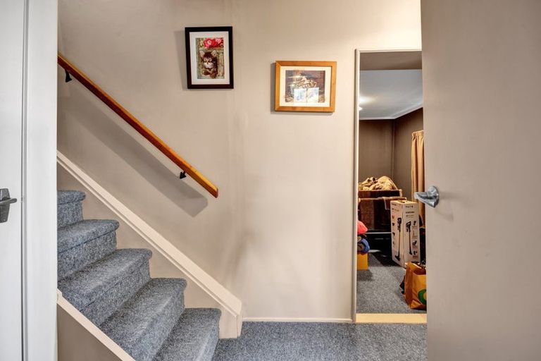 Photo of property in 5a Clive Street, Hawera, 4610
