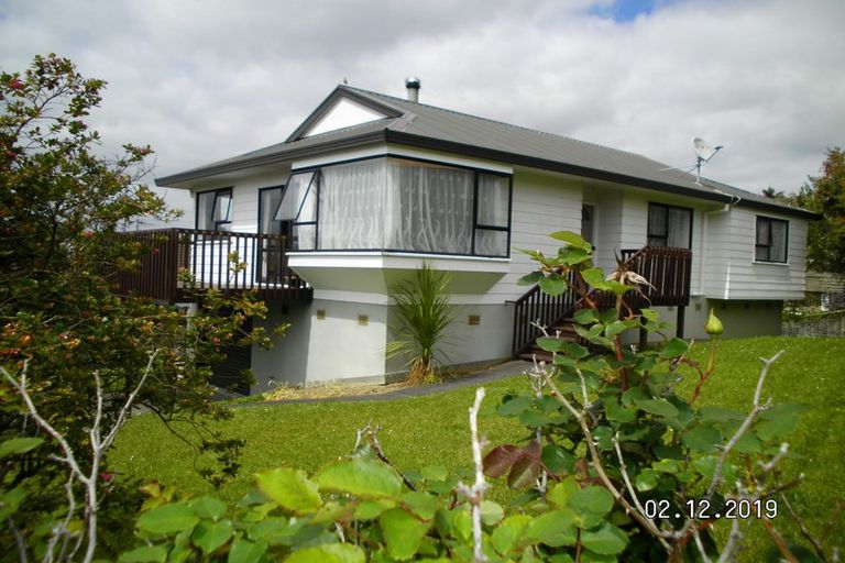 Photo of property in 12 Ian Sage Avenue, Torbay, Auckland, 0630