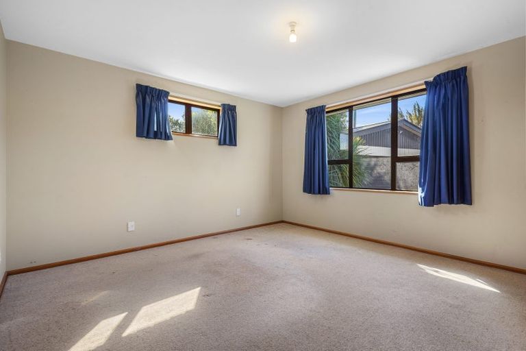 Photo of property in 39 Tintern Avenue, Avonhead, Christchurch, 8042