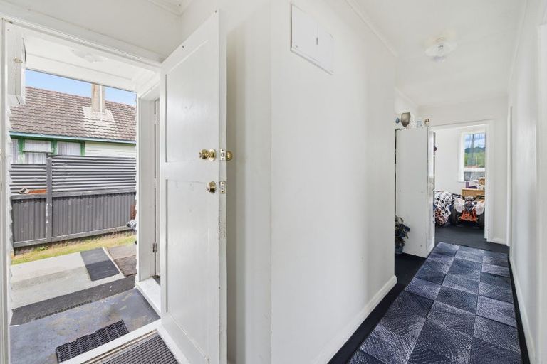 Photo of property in 28 Meadowbank Crescent, Fordlands, Rotorua, 3015