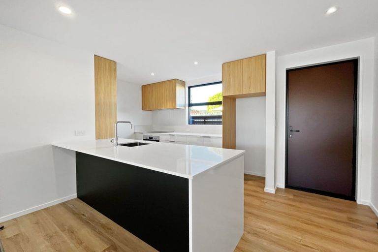 Photo of property in 5/46b Division Street, Riccarton, Christchurch, 8041