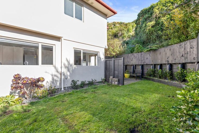Photo of property in 50 Erlestoke Crescent, Churton Park, Wellington, 6037