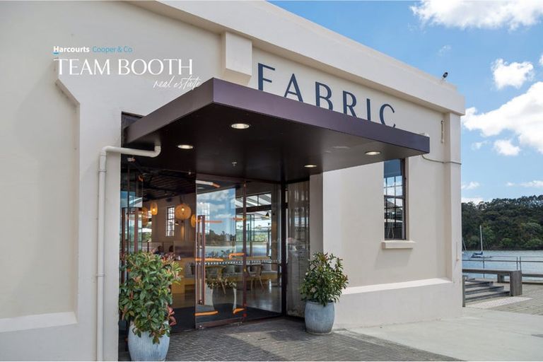 Photo of property in 8/1 Genevieve Lane, Hobsonville, Auckland, 0616