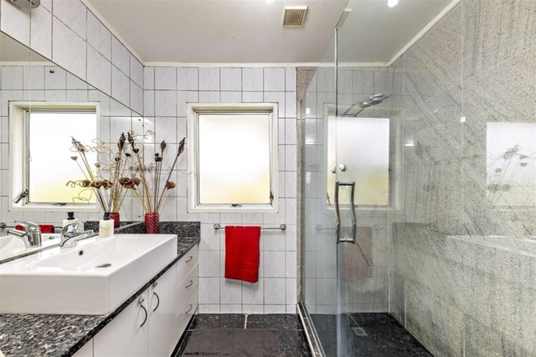 Photo of property in 9 Beaufort Place, Papatoetoe, Auckland, 2025