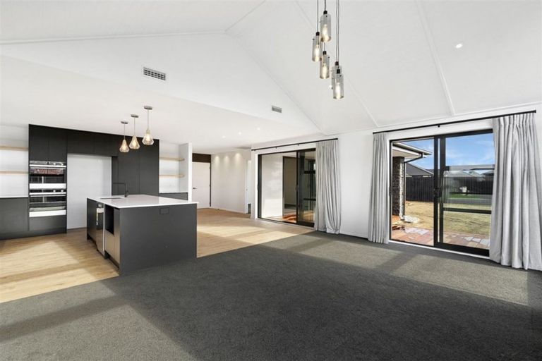 Photo of property in 7 Hamlett Drive, Woodend, 7610