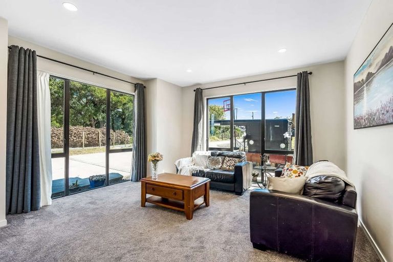 Photo of property in 43a Colombo Road, Waiuku, 2123