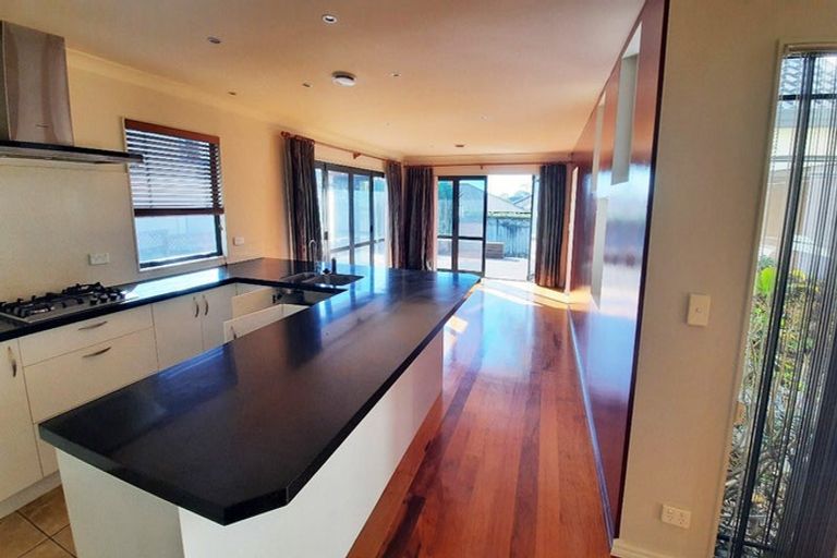 Photo of property in 131a Sturges Road, Henderson, Auckland, 0612
