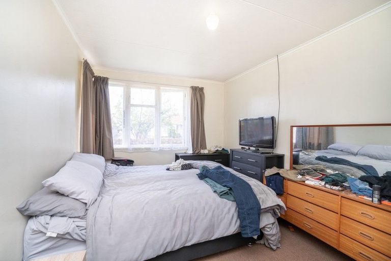Photo of property in 6 Rochester Street, Awapuni, Palmerston North, 4412