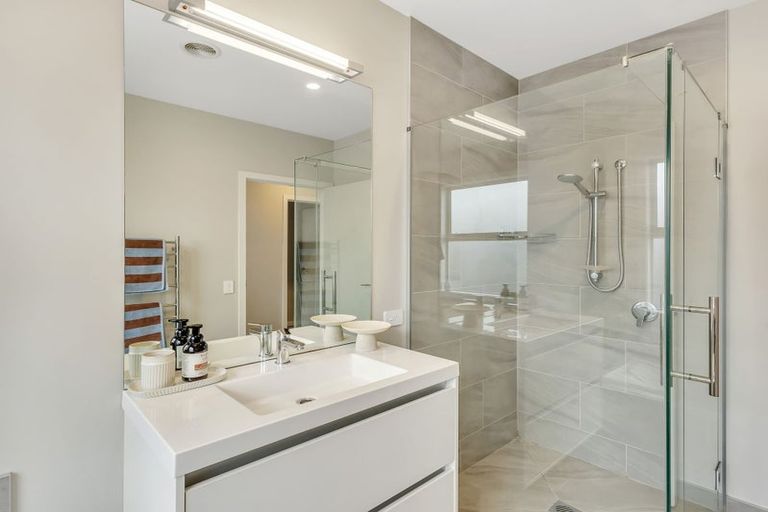 Photo of property in 22 Kaituna Place, Te Awa, Napier, 4110
