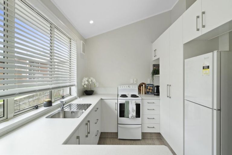 Photo of property in 18 Hookey Drive, Te Puke, 3119