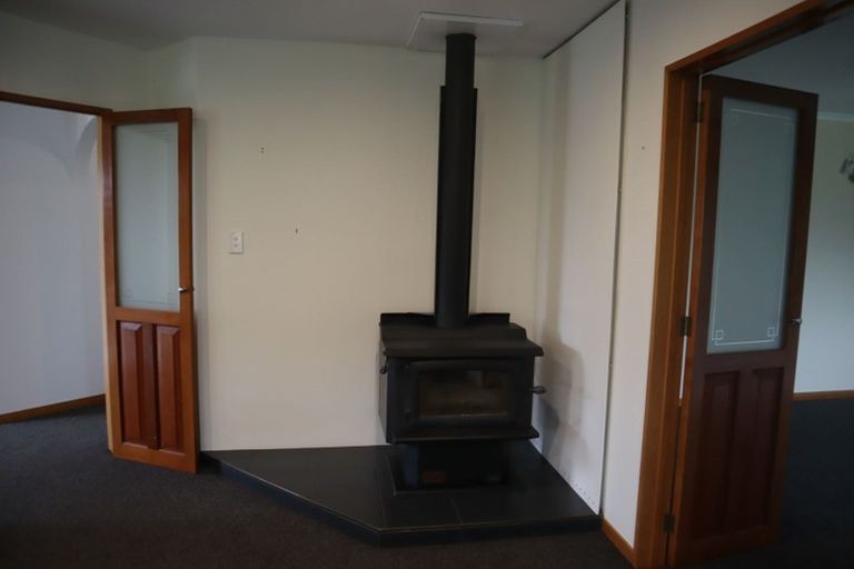 Photo of property in 11 Amdale Avenue, Broomfield, Christchurch, 8042