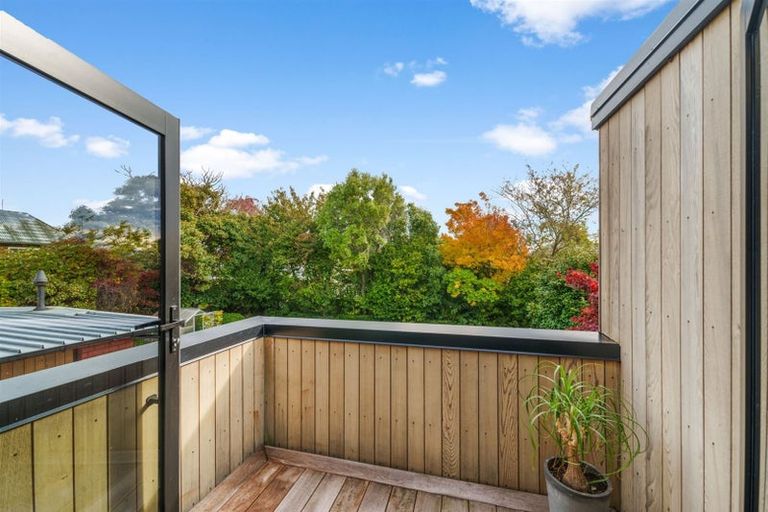 Photo of property in 4 Elwyn Place, Avonhead, Christchurch, 8042